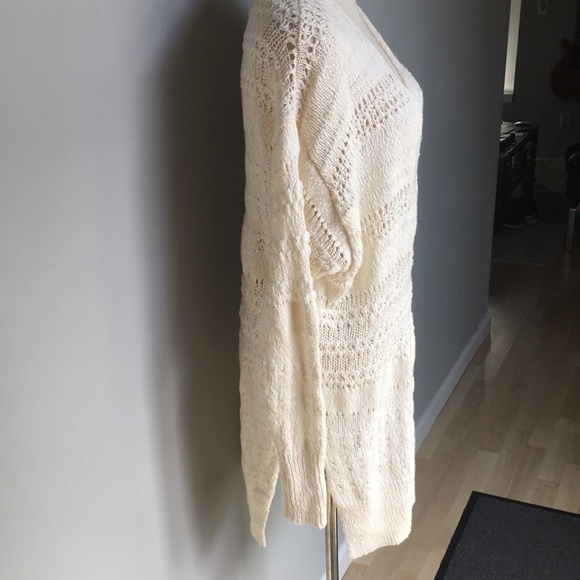 Free People oversize cream colored sweater tunic - Picture 3 of 7